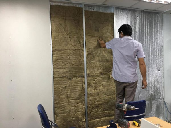vách ngăn thạch cao cách âm