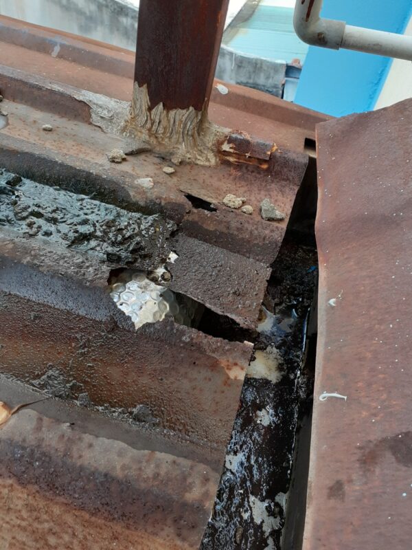 chống dột mái tôn quận 2