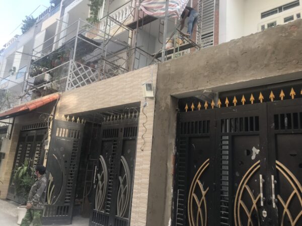 ốp gạch trang trí mặt tiền