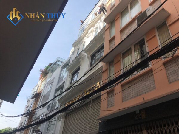 sơn nahf tại nguyễn trãi quận 1