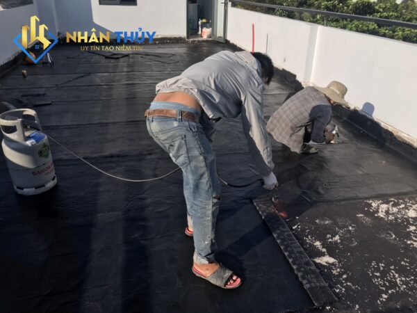 chống thấm sân thượng tphcm